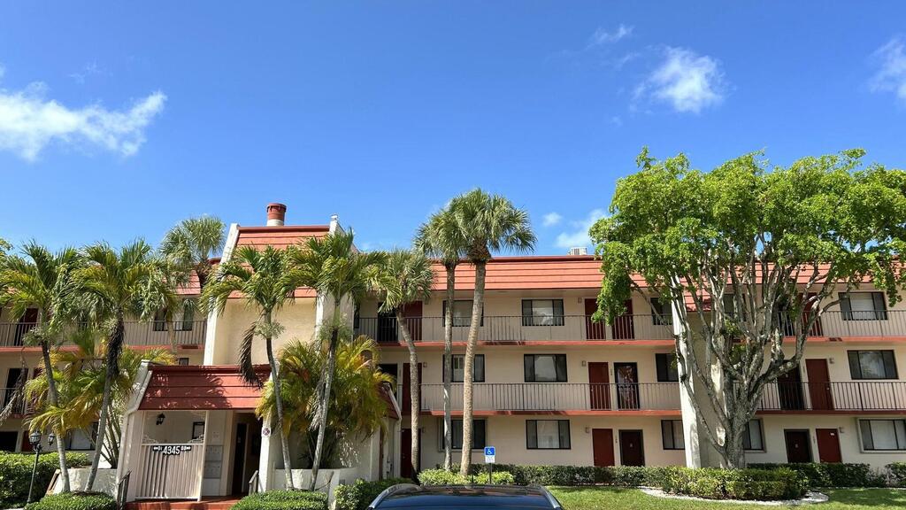 4345 Trevi Court, Lake Worth, FL 33467