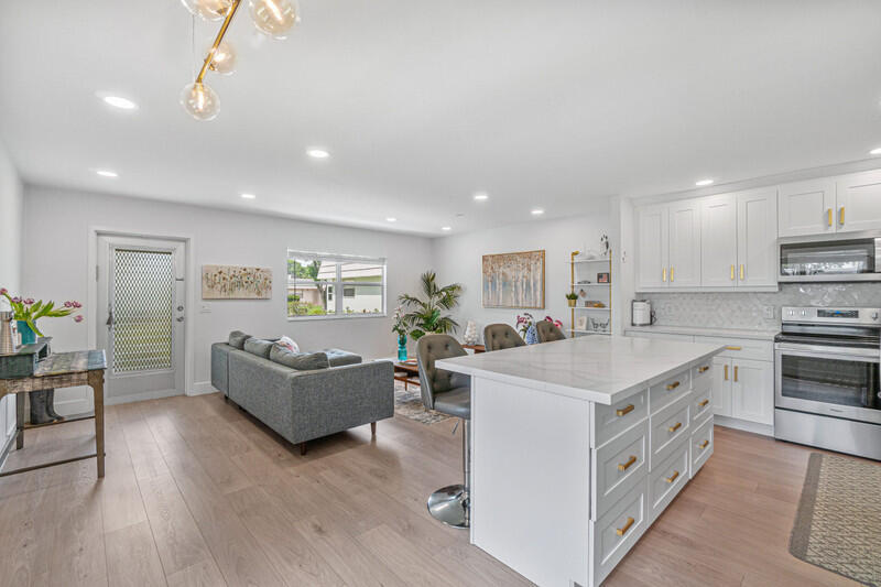 70 Valencia C , Delray Beach, FL 33446