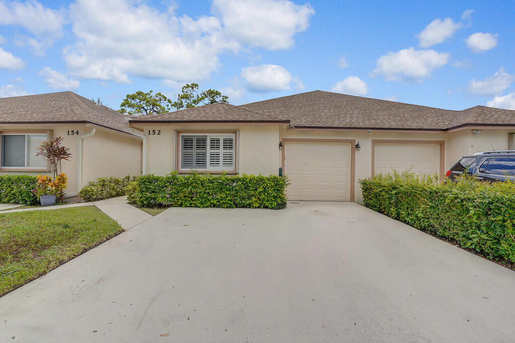 152 Sandy Lane, Royal Palm Beach, FL 33411
