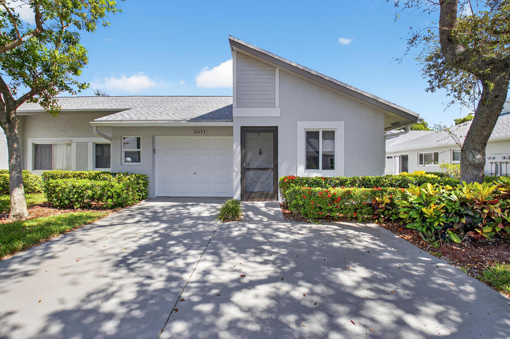 8871 Sunscape Lane, Boca Raton, FL 33496