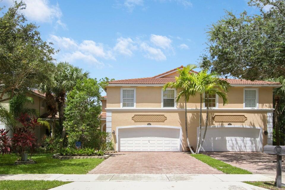 9205 Villa Palma Lane, Palm Beach Gardens, FL 33418
