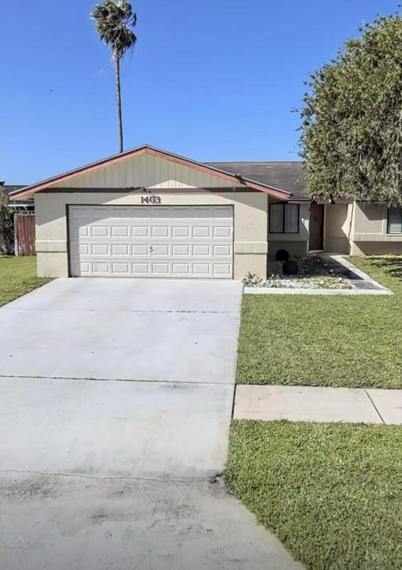 1403 Donwoods Lane Lane, Royal Palm Beach, FL 33411