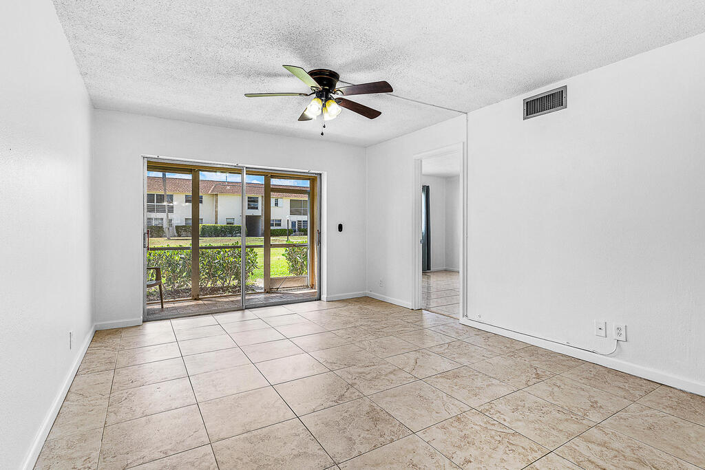 9855 Sandalfoot Boulevard, Boca Raton, FL 33428