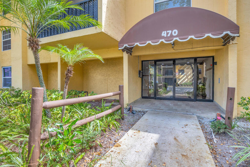 470 20th Street, Boca Raton, FL 33431