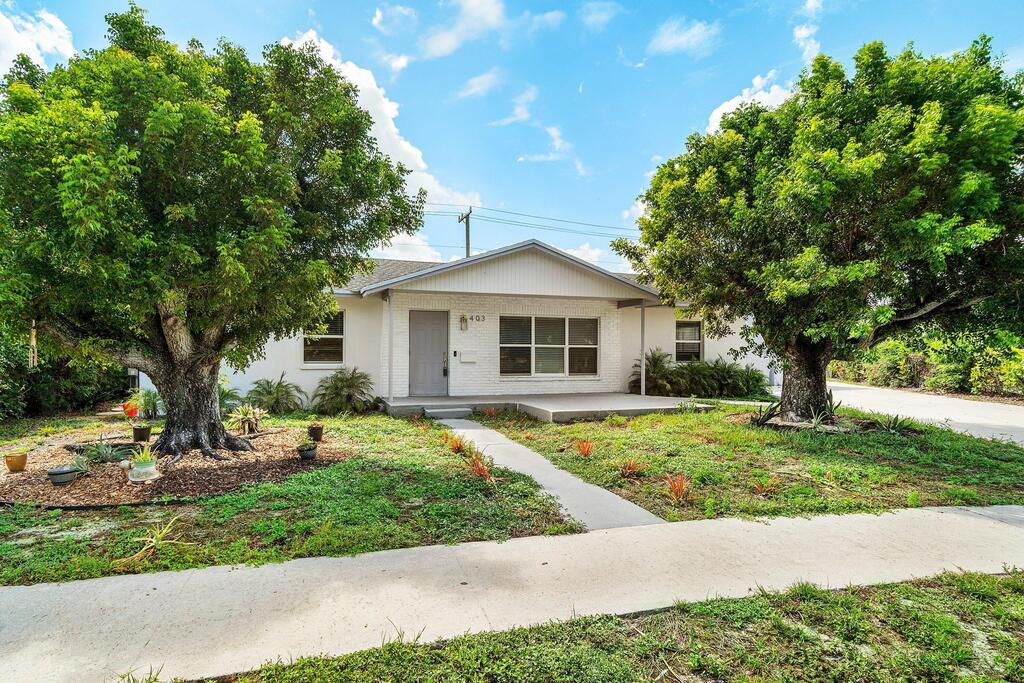 403 13th Court, Lantana, FL 33462