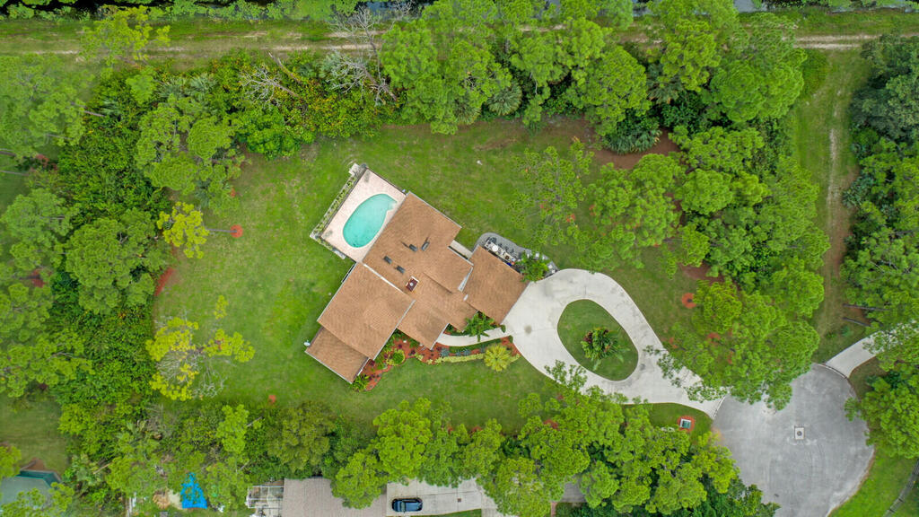17520 Bridle Court, Jupiter, FL 33478
