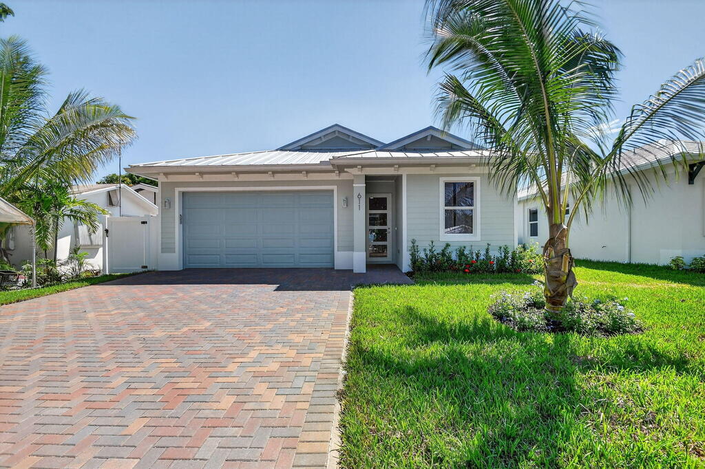 611 Loxahatchee Drive, Jupiter, FL 33458