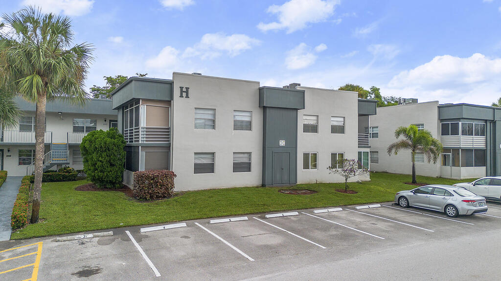 339 Normandy H , Delray Beach, FL 33484