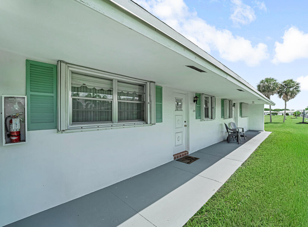 500 Golfview Terrace, Boynton Beach, FL 33426