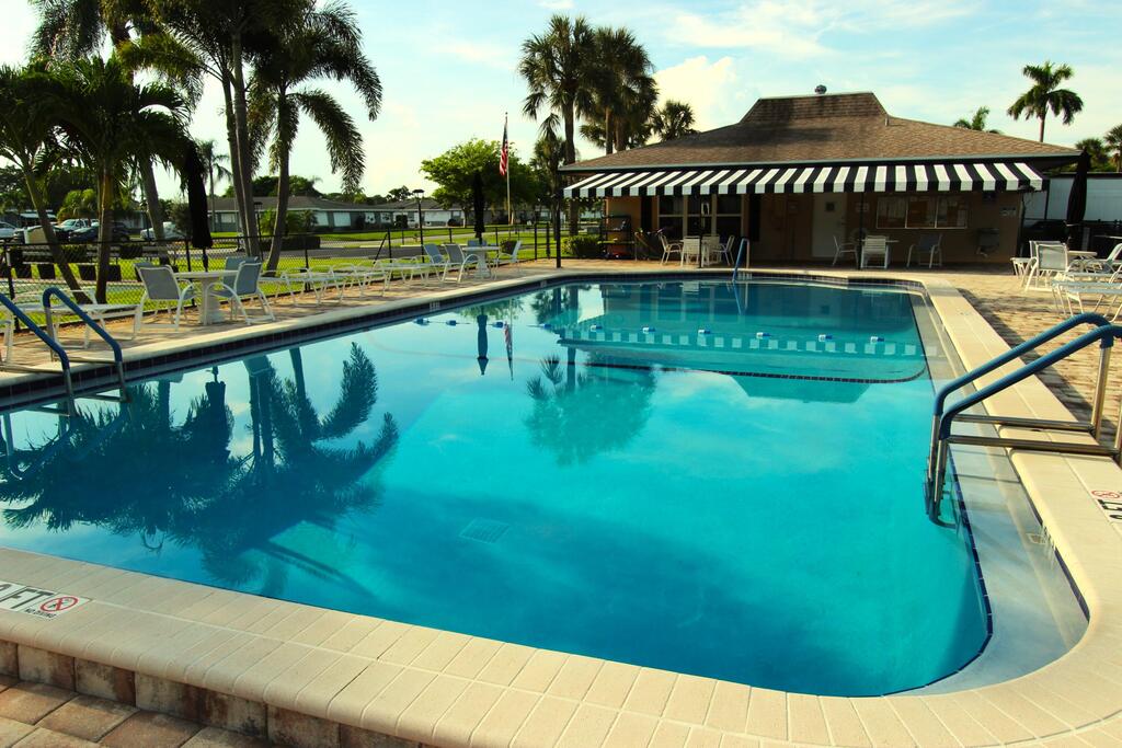 1045 Circle Terrace, Delray Beach, FL 33445