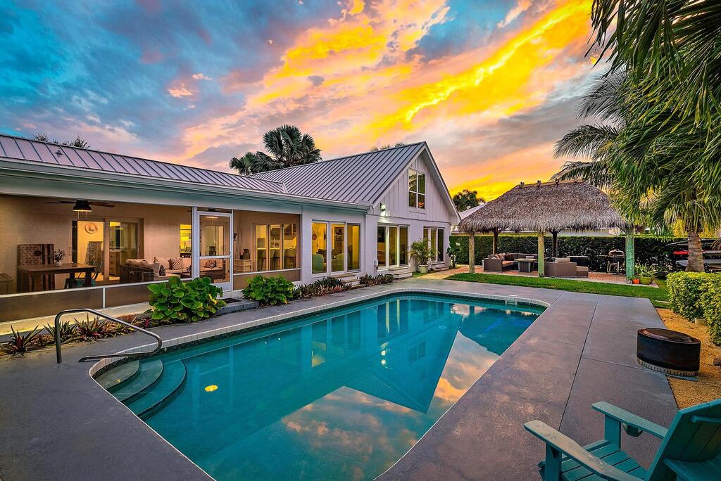 19 Leeward Circle, Tequesta, FL 33469