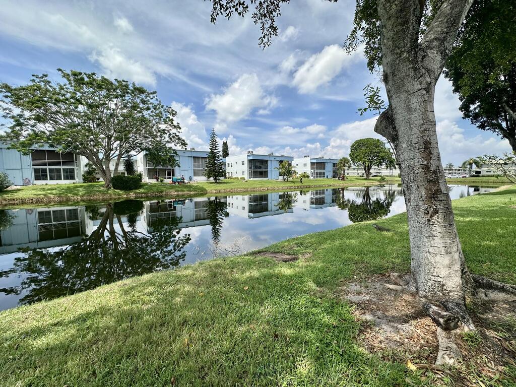 350 Saxony H , Delray Beach, FL 33446