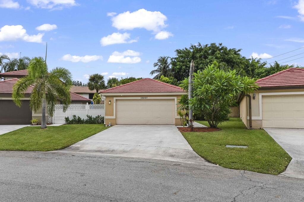 12207 Brisbane Lane, Wellington, FL 33414