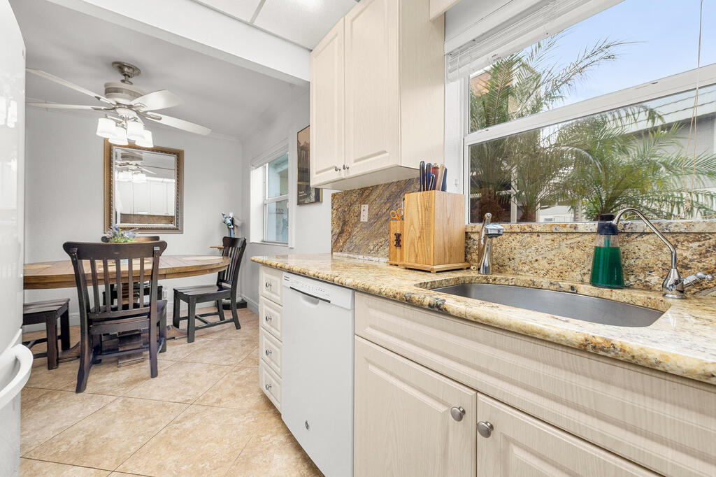 733 Flanders P , Delray Beach, FL 33484
