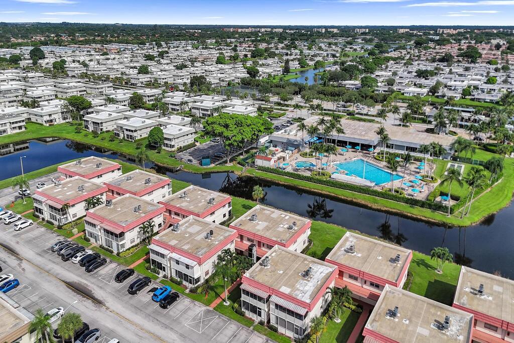 40 Saxony A , Delray Beach, FL 33446