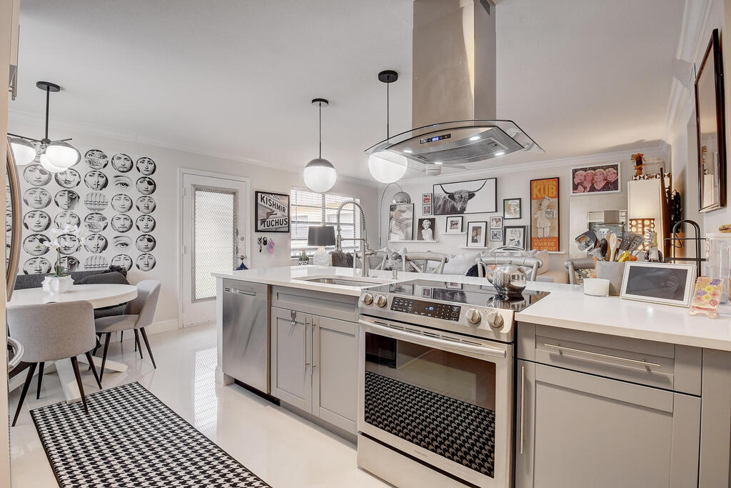 274 Capri F , Delray Beach, FL 33484