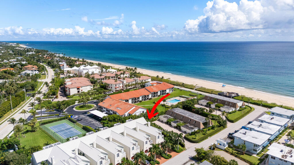 17 Adams Road, Ocean Ridge, FL 33435