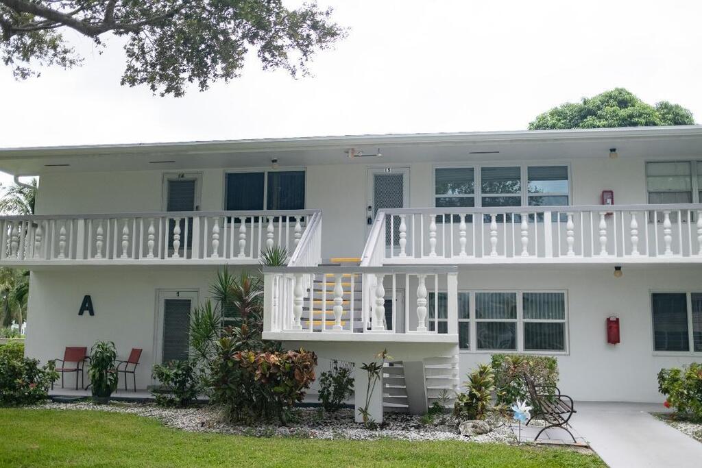 15 Bedford A , West Palm Beach, FL 33417