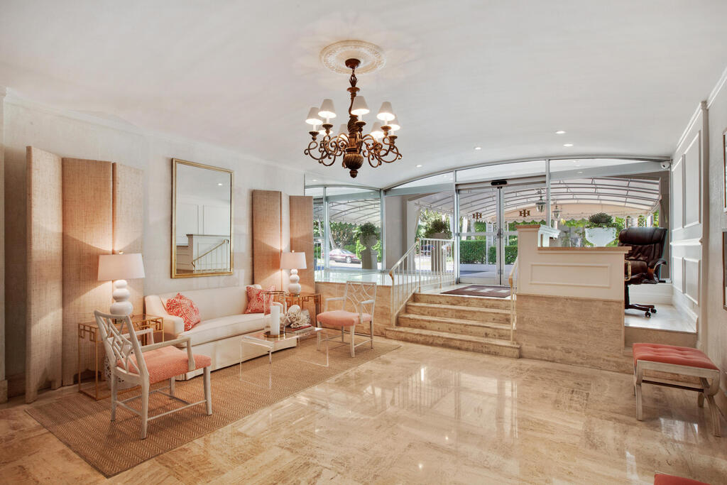354 Chilean Avenue, Palm Beach, FL 33480