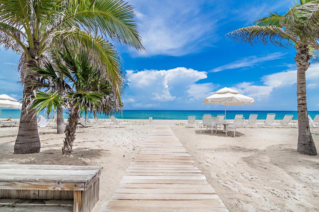 139 Sunrise Avenue, Palm Beach, FL 33480