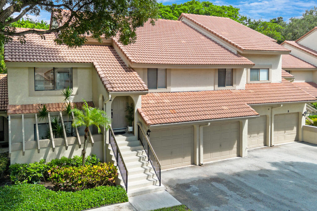 5600 Coach House Circle, Boca Raton, FL 33486