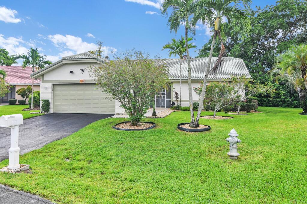 7962 Cloverfield Circle, Boca Raton, FL 33433