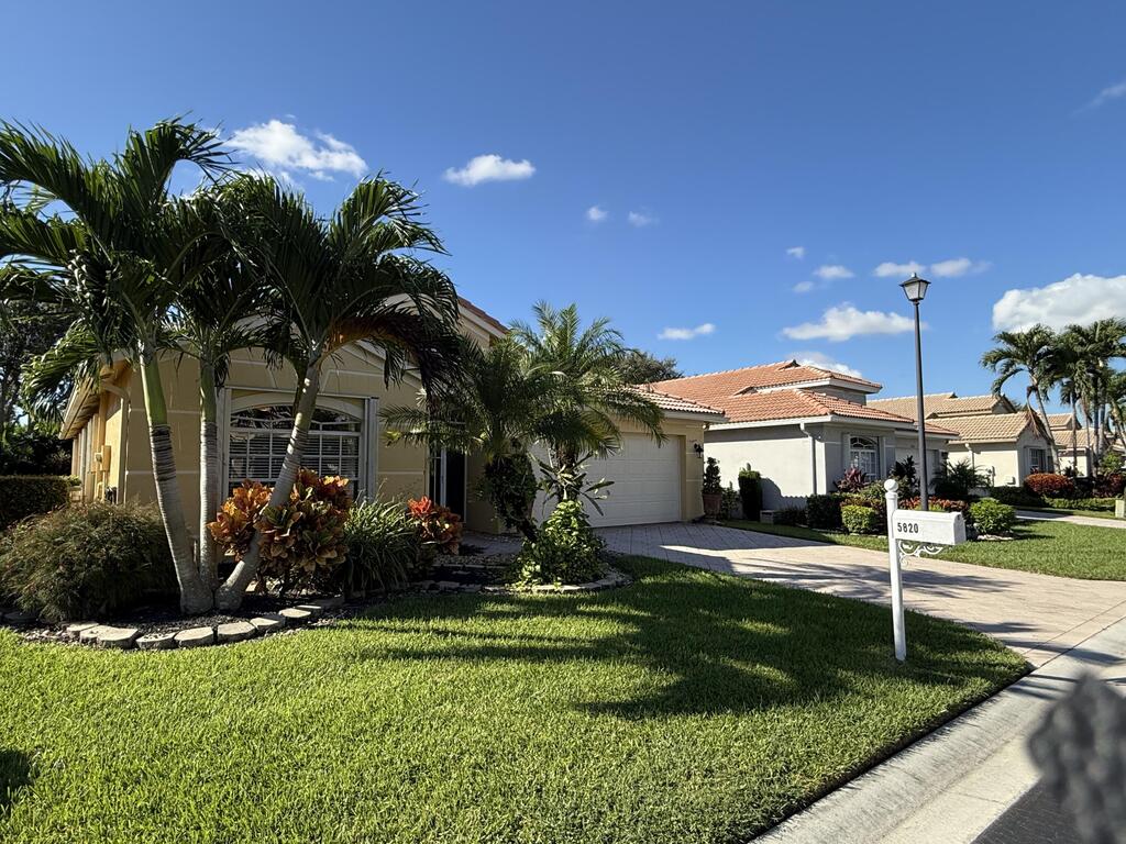 5820 Royal Club Drive, Boynton Beach, FL 33437