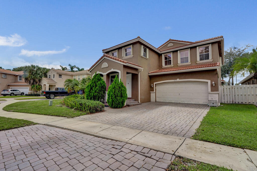 5277 Sancerre Circle, Lake Worth, FL 33463