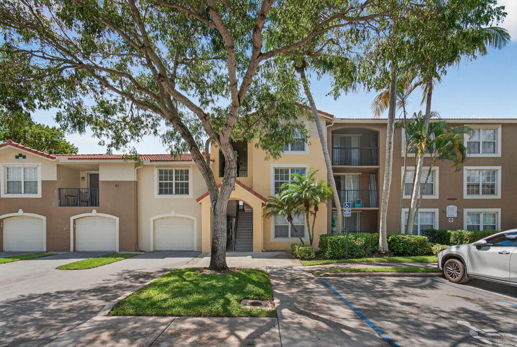 15185 Michelangelo Boulevard, Delray Beach, FL 33446