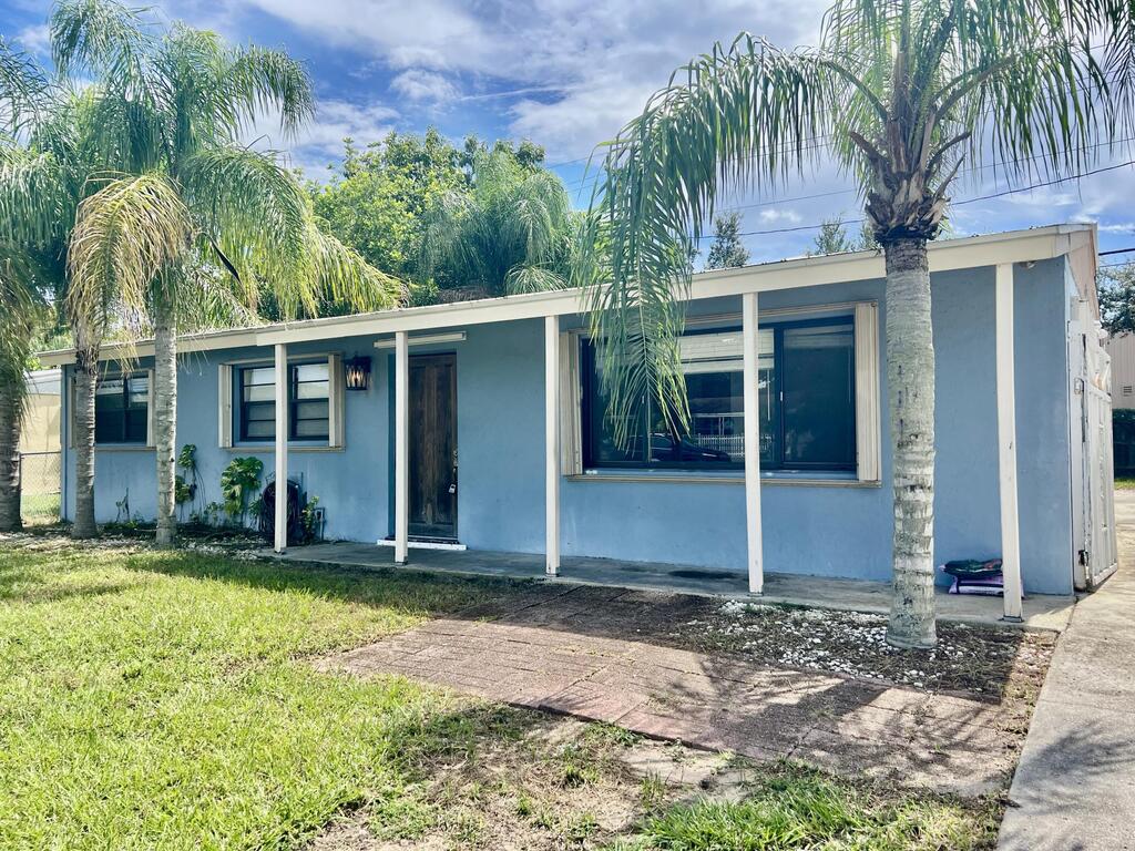 4140 Rochester Street, Palm Beach Gardens, FL 33410