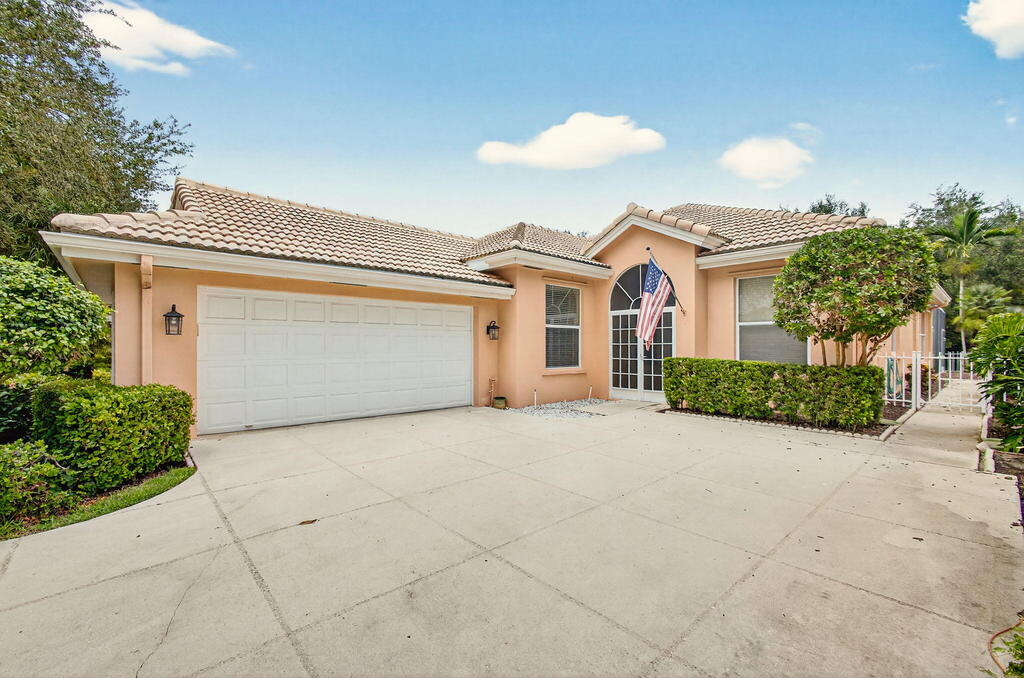130 Hampton Drive, Jupiter, FL 33458