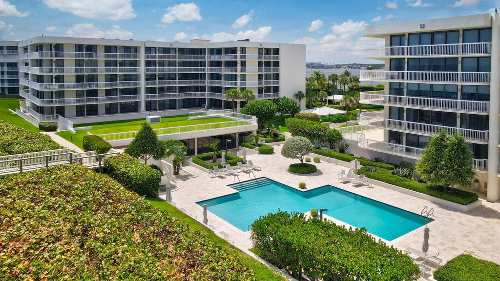 3300 Ocean Boulevard, Palm Beach, FL 33480