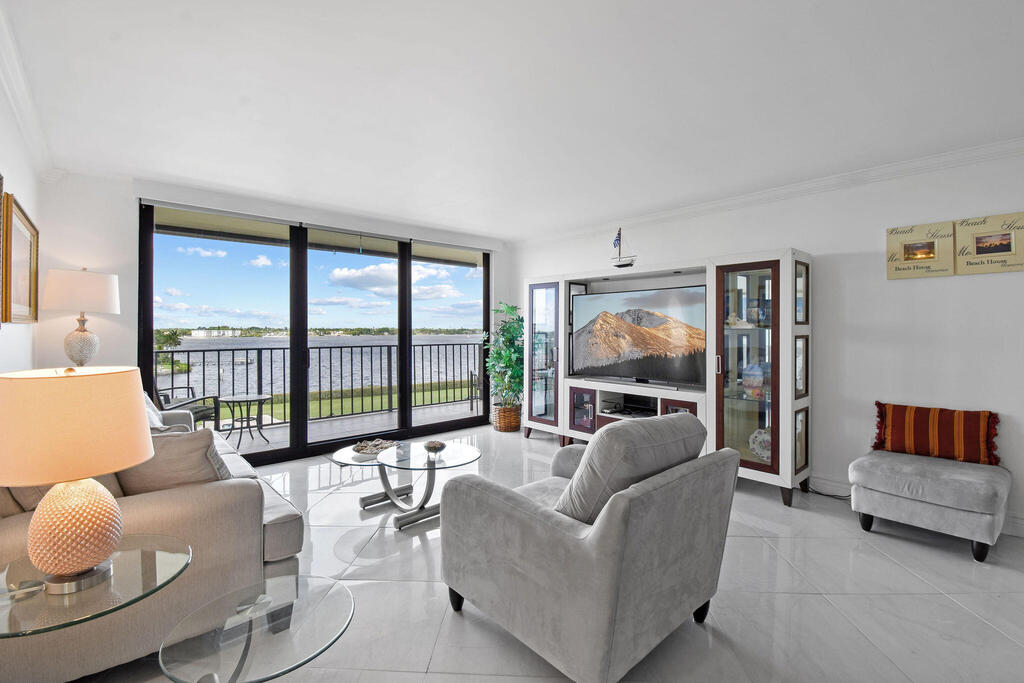 3460 Ocean Boulevard, Palm Beach, FL 33480