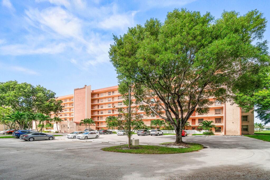 14623 Bonaire Boulevard, Delray Beach, FL 33446