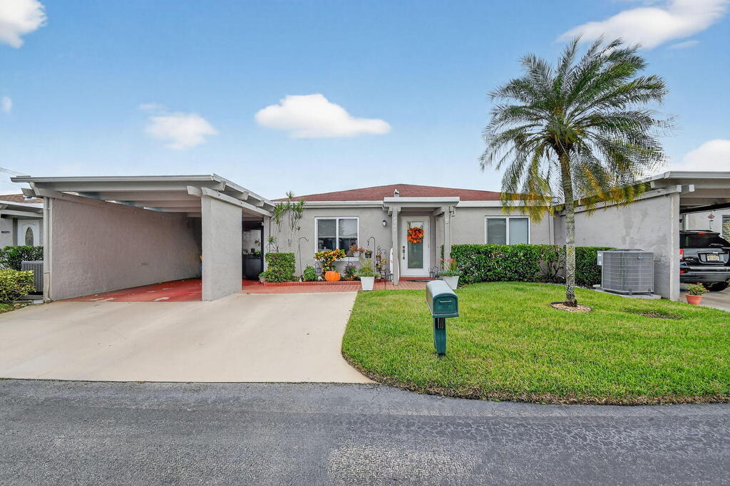 14844 Wildflower Lane, Delray Beach, FL 33446