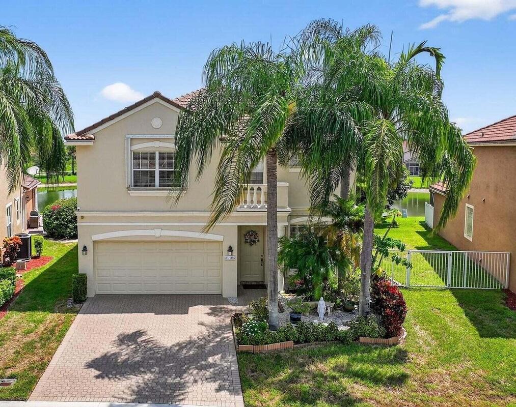 21196 Via Ventura , Boca Raton, FL 33433