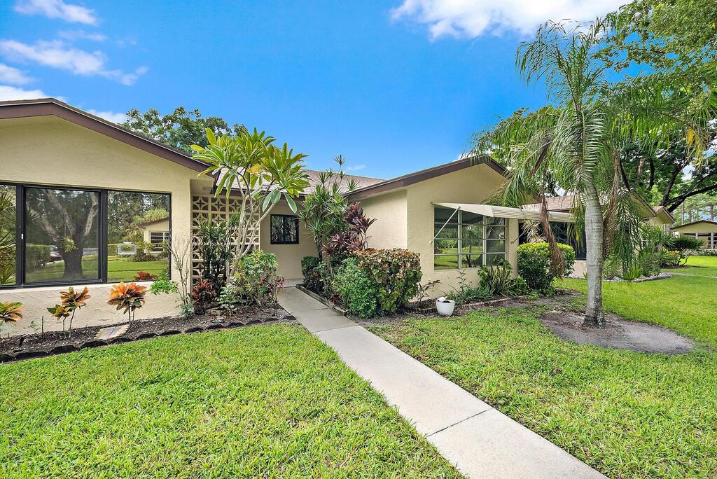 5270 Nesting Way, Delray Beach, FL 33484