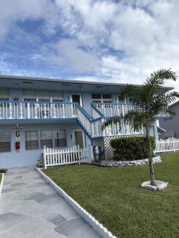 168 Salisbury G , West Palm Beach, FL 33417