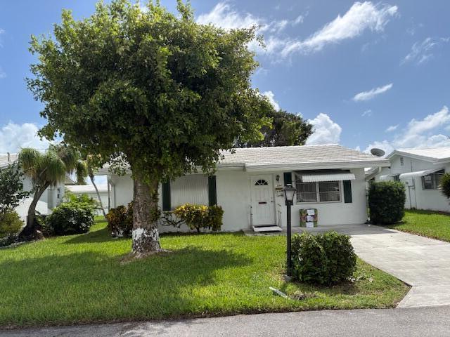 1104 Leisure Lane, Boynton Beach, FL 33426