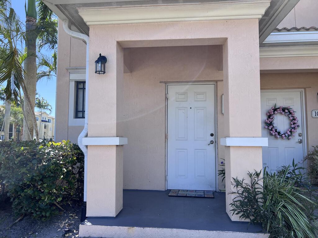 2808 Amalei Drive, Palm Beach Gardens, FL 33410