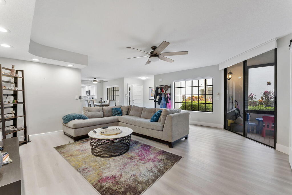 15782 Loch Maree Lane, Delray Beach, FL 33446