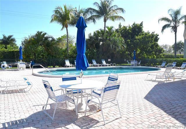 555 Banyan Tree Lane, Delray Beach, FL 33483