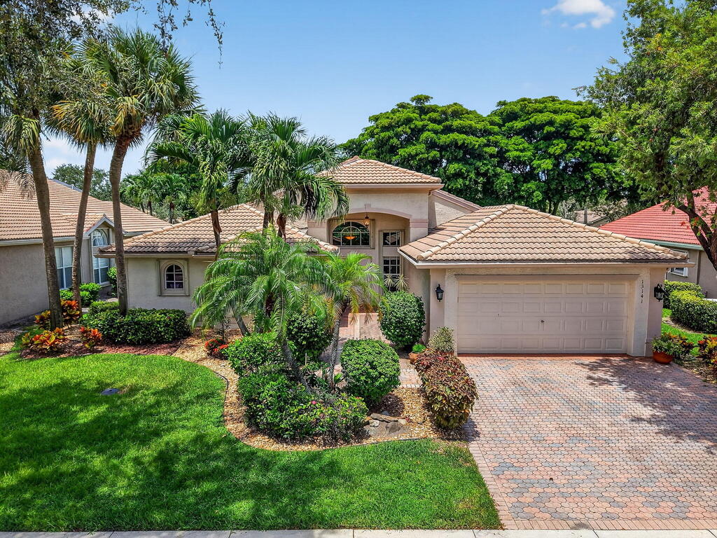 13141 Vedra Lake Circle, Delray Beach, FL 33446