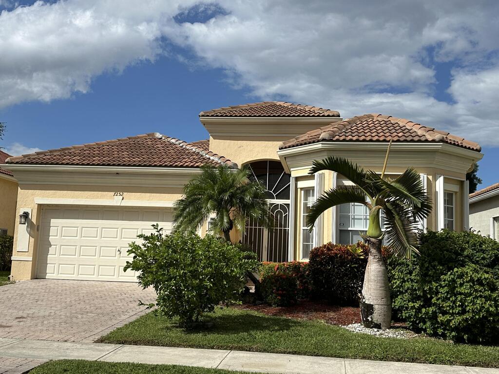 7252 Demedici Circle, Delray Beach, FL 33446