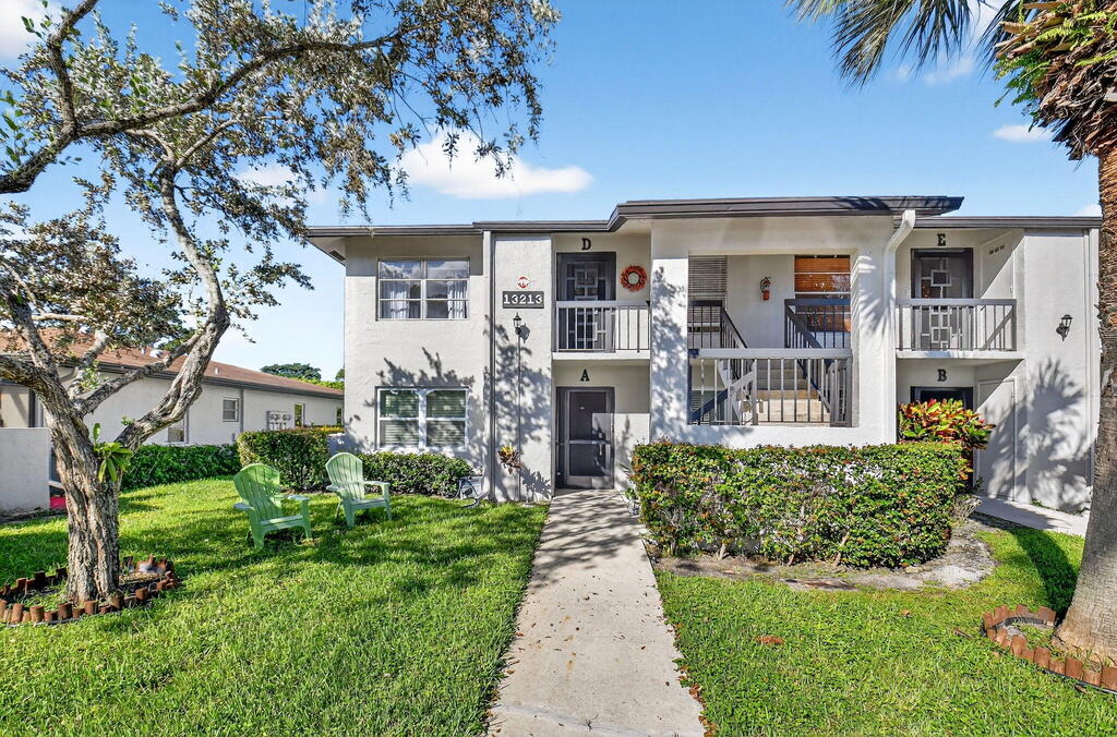 13213 Lucinda Palm Court, Delray Beach, FL 33484