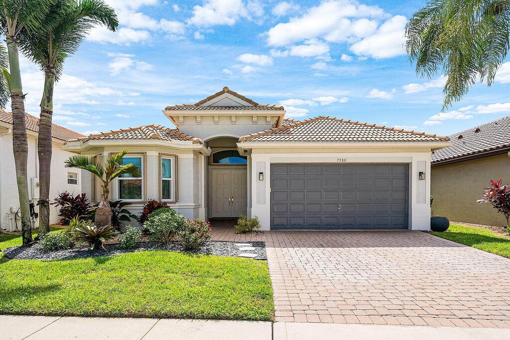 7580 Monarch Court, Delray Beach, FL 33446