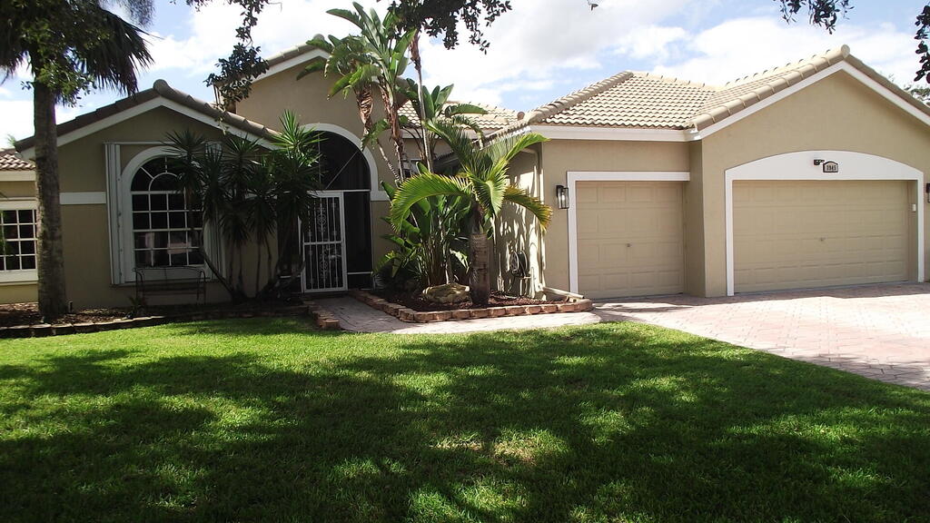 3945 Diamond Chip Court, Wellington, FL 33414