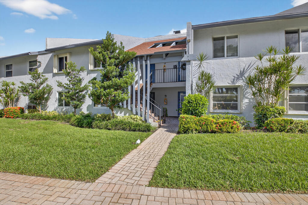6525 Oriole Boulevard, Delray Beach, FL 33446