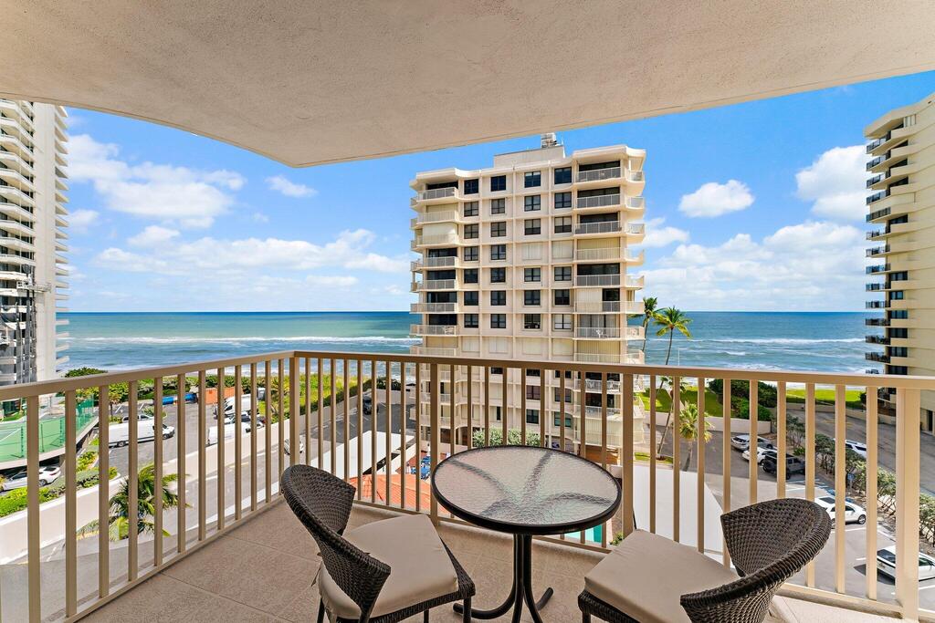 5480 Ocean Drive, Singer Island, FL 33404