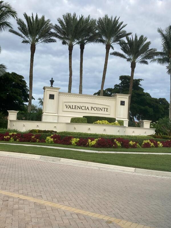 6808 Shamrock Trail, Boynton Beach, FL 33437